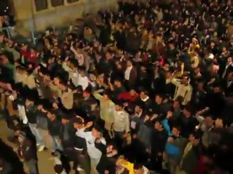 فري برس   حماه حلفايا مسائية حاشدة بزوق بالقوة بدنا حظر جوي 19 12 2011