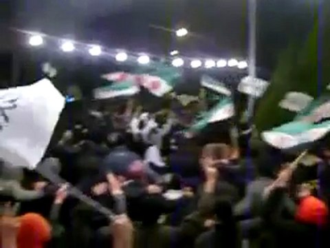 فري برس حمص مسائية حي الإنشاءات إلى أهالي 20 12 2011 ج2