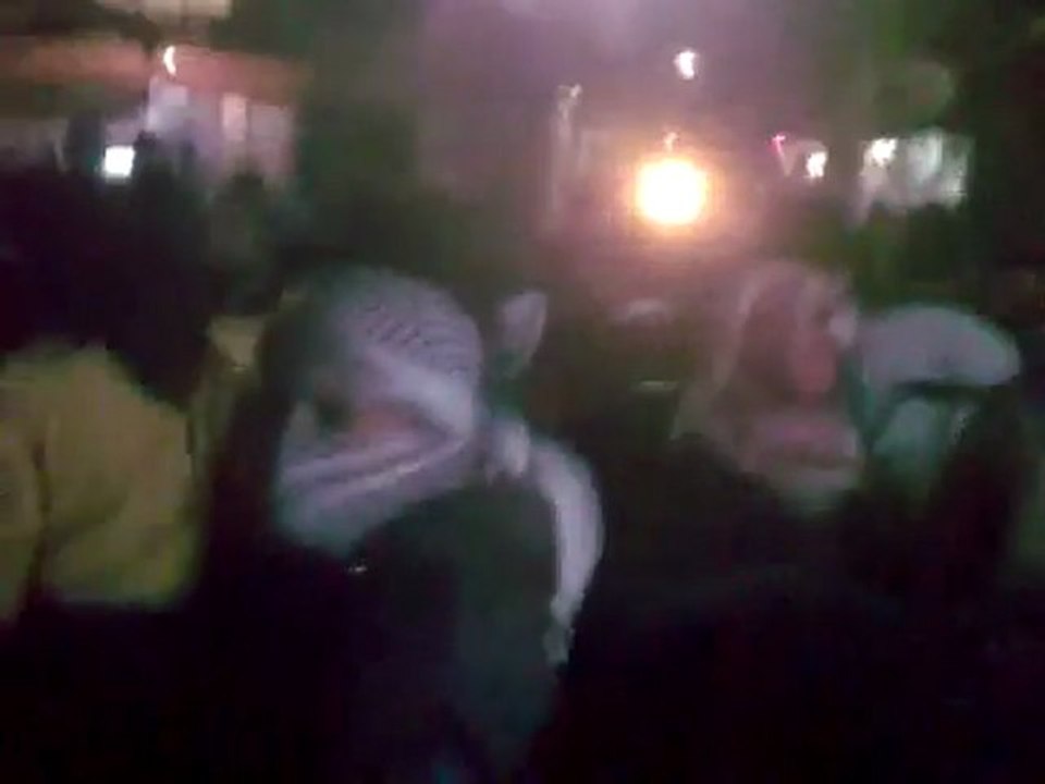 فري برس   مظاهرة حماه حي كازو 22 12 2011