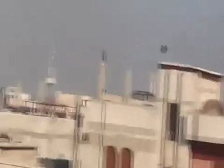 فري برس   حمص   ديربعلبة القناصين على سطح كلية البتروكيمياء 22 12 2011