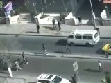 فري برس   انتشار الشبيحة في الميدان وملاحقتهم المتظاهرين 23 12 2011