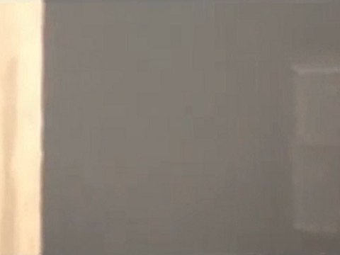 فري برس حماة تواجد لقناص من الشبيحة في مبنى قيد الانشاء في شارع العلمين 23 12 2011 ج2