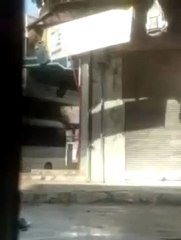 فري برس   حماة جنوب الملعب انتشار الأمن والشبيحة بالمصفحات 23 12 2011