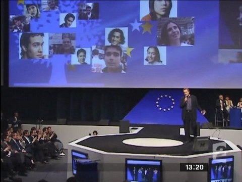 michel field le faux révolutionnaire - LES NOUVEAUX CHIENS DE GARDE Réalisé par Gilles Balbastre, Yannick Kergoat .. même jacques attali en fait des cauchemards - ( la suite de Fin de concession de Pierre Carles : ) - dîner du siècle extrait4