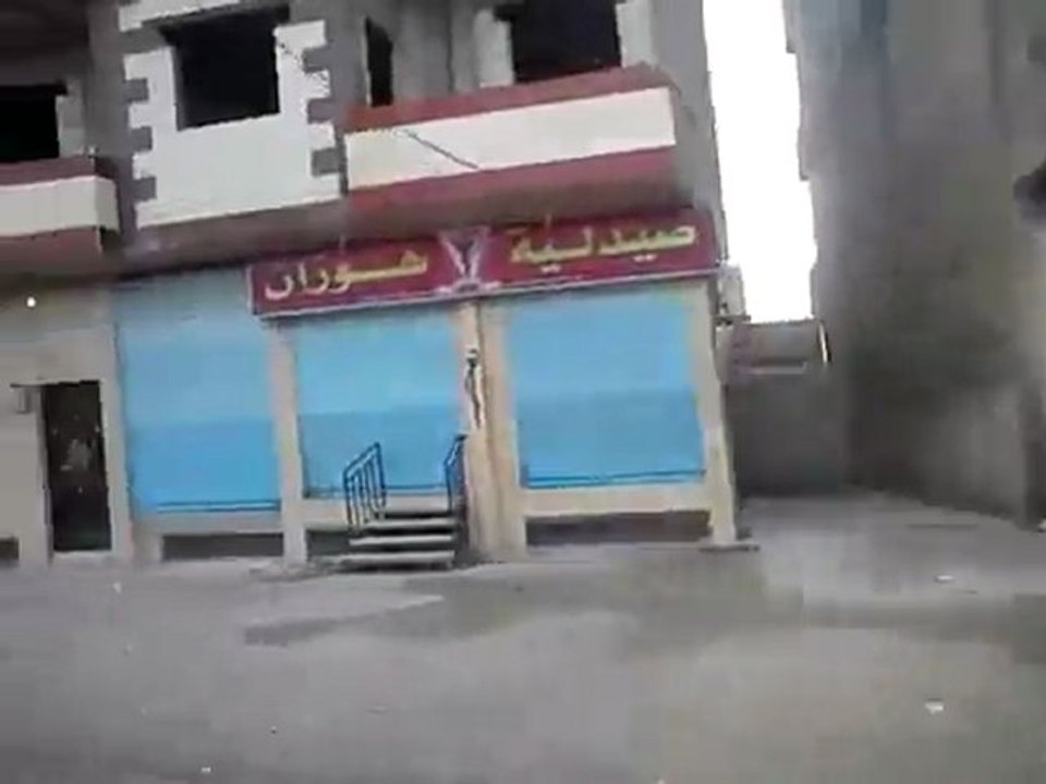 فري برس   القامشلي احد االاضراب الكوردي شارع الحسكة 25 12 2011