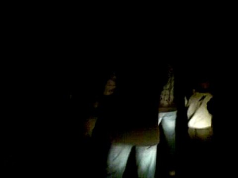 فري برس صيدا مضاهرة مسائية يرافقها قطع لتيار الكهربائي 25 12 2011