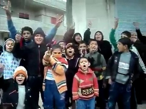 فري برس باباعمرو تستغيث يا الله مالنا غيرك ياالله 25 12 2011