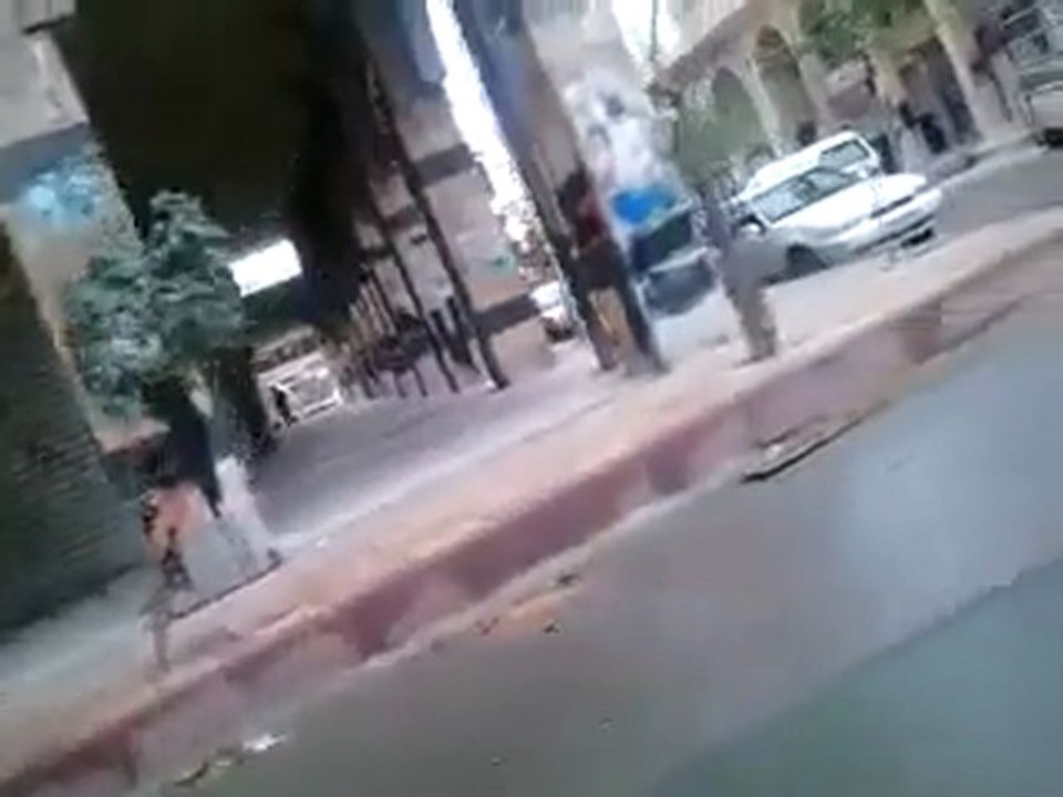 فري برس   ريف دمشق دوما    اضراب الكرامة ما زال مستمر 25 12 2011 ج1