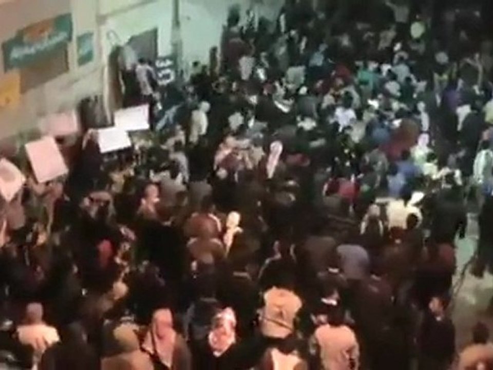 فري برس   حماة مسائية الحميدية الشعب يريد إعلان الجهاد 26 12 2011