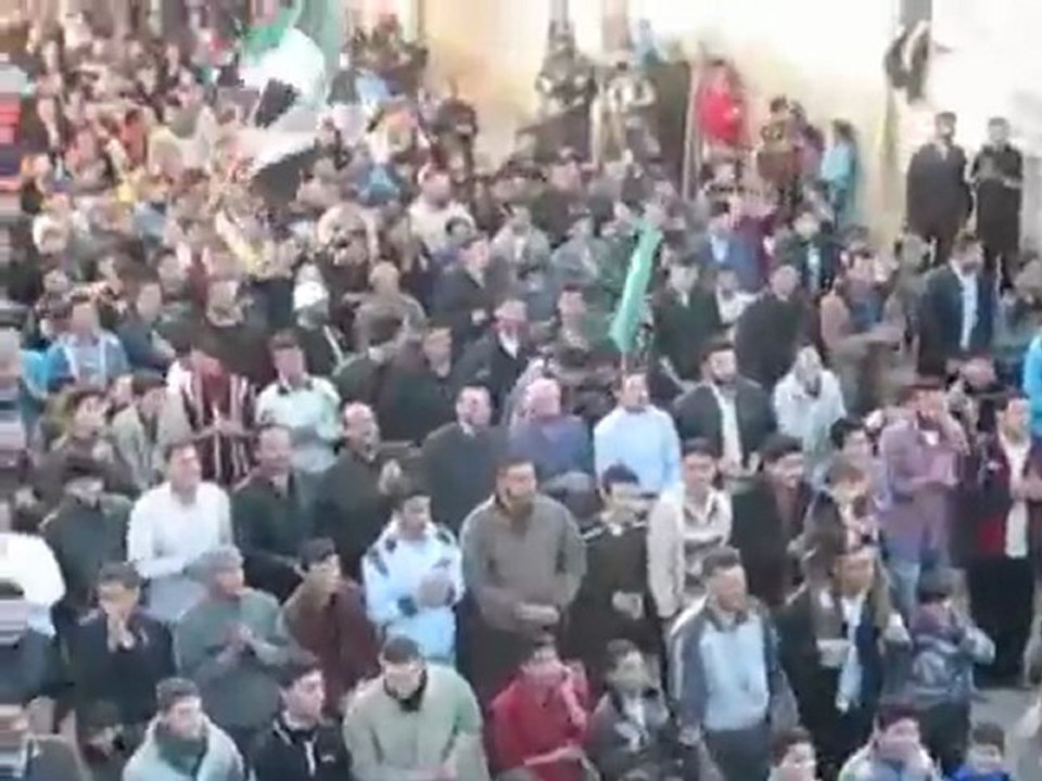 فري برس   حماه   حلفايا   مظاهرة الثوار نصرة لباب عمر وخطاب 26 12 201