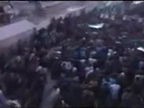 فري برس حماة كفرزيتا مظاهرة ثوار المدينة نصرة لبابا عمرو الجريحة 27 12 2011