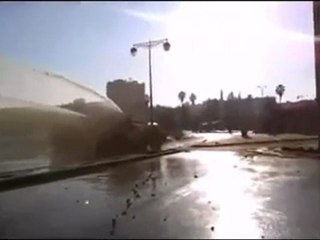 فري برس   حماة حي البارودية مواجهات مع الشبيحة 27 12 2011