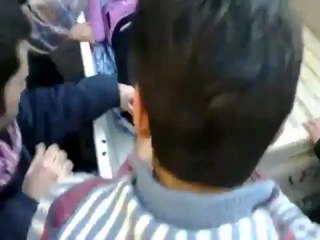 فري برس   حماه   باب البلد   اصابة امرأة برصاص عصابات الأسد 27 12 2011