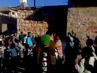 فري برس   حلب   الأتارب مظاهرة طلابية 27 12 2011 ج1