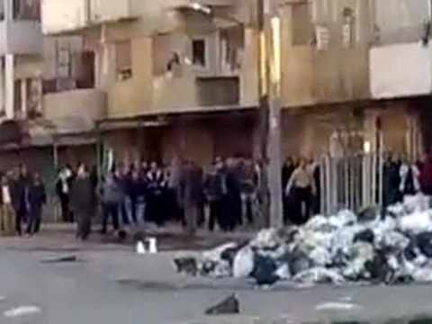 فري برس حمص باب السباع اطلاق النار على اللجنة الجامعة العربية وشاهد نعينك الجزء الثالث 28 12 2011