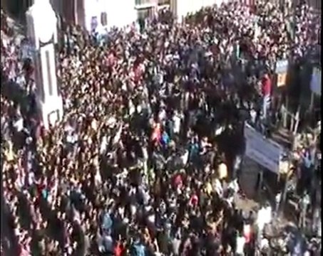 فري برس حمص حي الخالدية حشود رائعة في اليوم الثاني من الاعتصام 28 12 2011