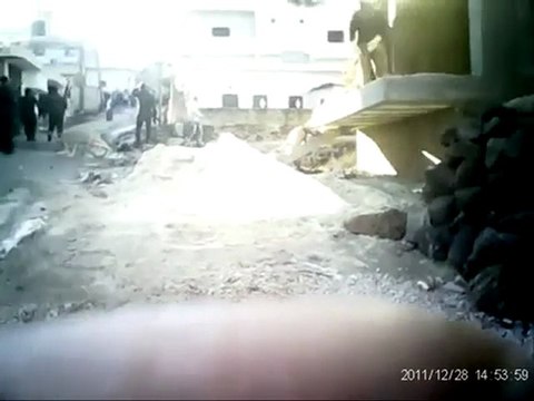 فري برس درعا حوران الحارة اطلاق نار كثيف على المظاهرة 28 12 2011 ج1