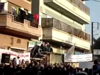 فري برس   نداء شاب من السلمية لاهالي السلمية 29 12 2011