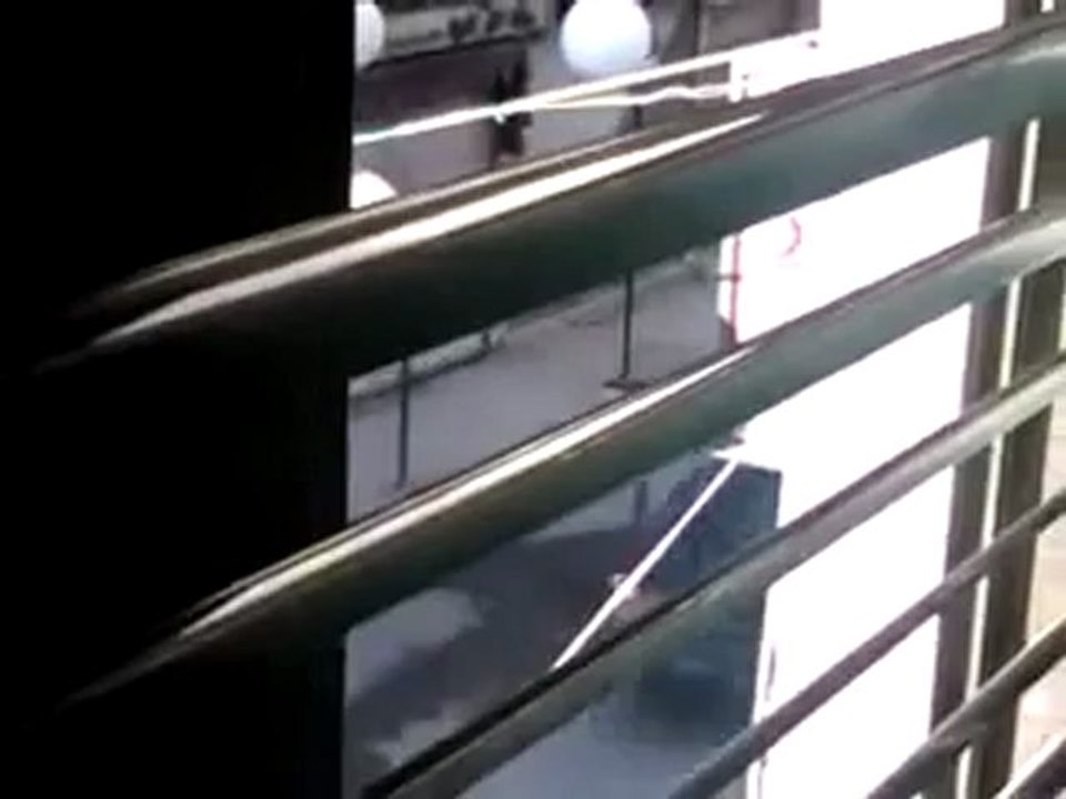 فري برس   ريف دمشق دوما اطلاق نار كثيف على المتظاهرين 29 12 2011