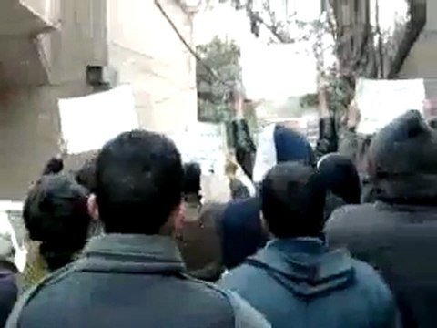 فري برس دمشق حي القابون جمعة الرحف إلى الساحات 30 12 2011