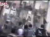 فري برس   ريف دمشق دوما  الأمن يهاجم المتظاهرين ثم يهرب 30 12 2011