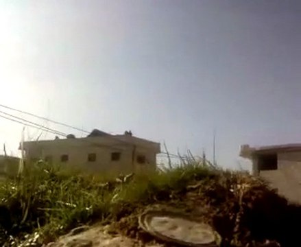 فري برس جبل الزاوية المحتل والمنكوب أبطال قرية جوزف جمعة الزحف إلى ساحات الحرية إطلاق النار الكثيييييييييف على المتظاهرين 30 12 2011