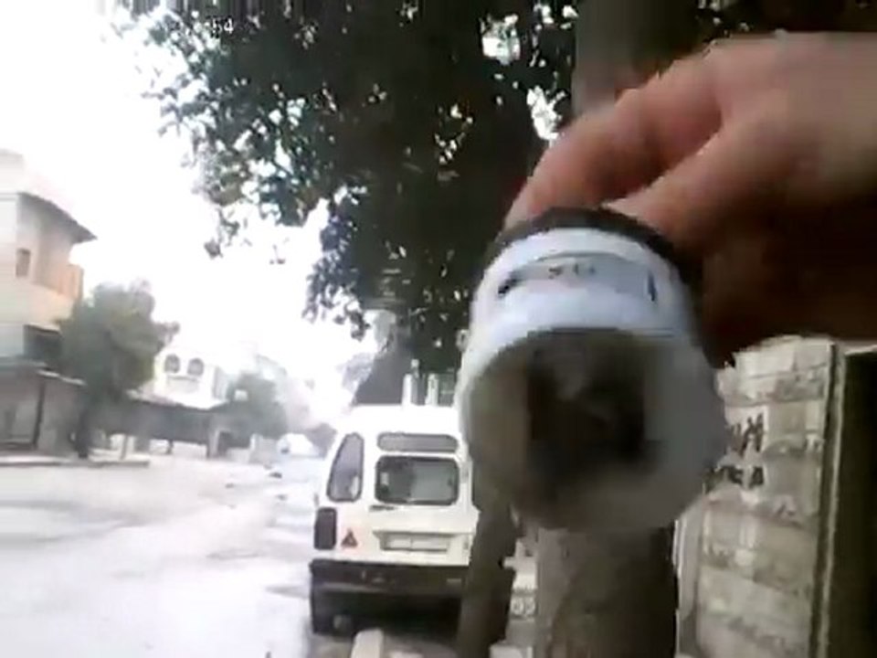 فري برس   حماة   قنابل سامة محرمة دوليا   جمعة الزحف 30 12 2011