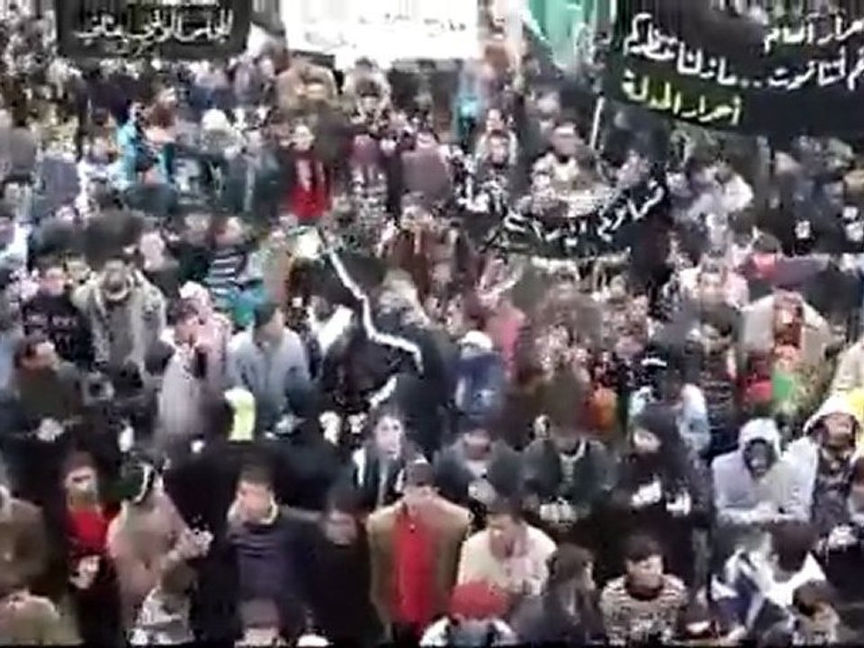 فري برس   حمص الحولة الحي العمري جمعة الزحف نحو ساحات الحرية 30 12 2011