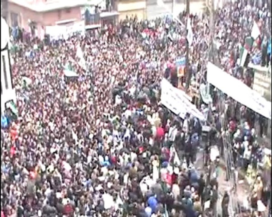 فري برس   حمص حي الخالدية جمعة الزحف الى الساحات كلمة برهان غليون رئيس المجلس الوطني الى الحشود في اعتصام الخالدية 30 12 2011