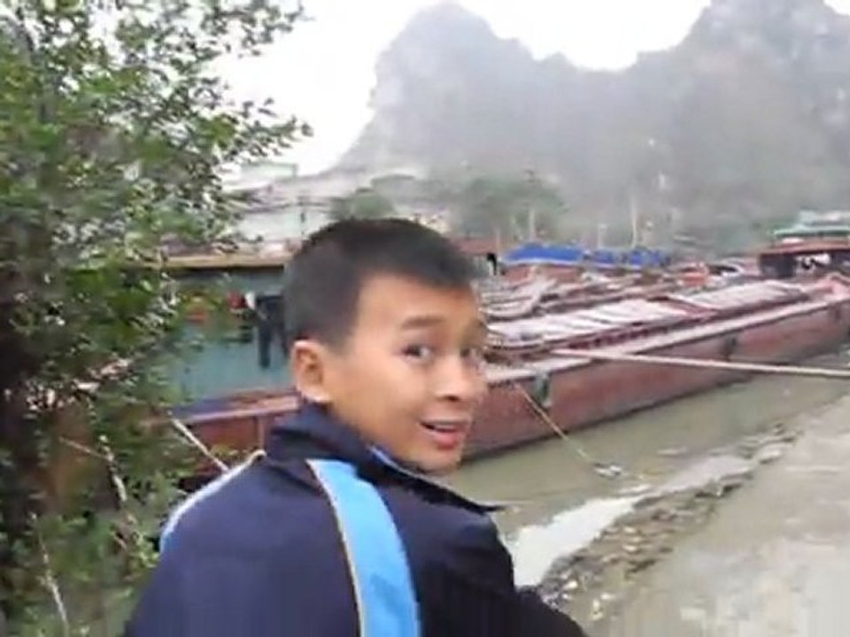 VIETNAM.Promenade dans Kehn Ga;