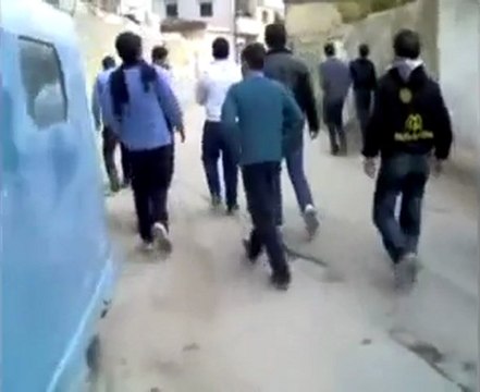 فري برس ريف دمشق قطنا مظاهرة طلابية 5 1 2012