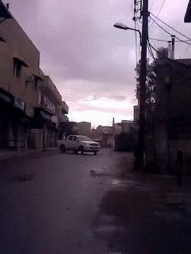 فري برس دمشق القدم هام دخول قوات الامن و الشبيحة و إطلاق نار وقنابل سامة 6 1 2012