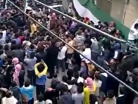 فري برس حمص حي الرفاعي جمعة ان تنصرو الله ينصركم 6 1 2011