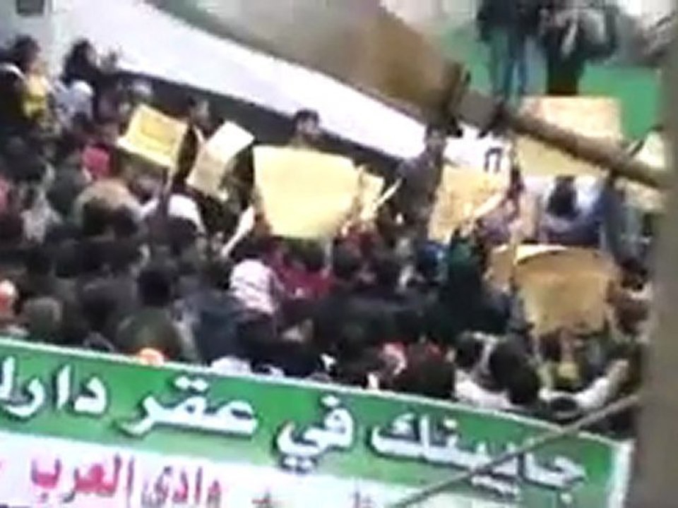 فري برس   حمص حي وادي العرب أغنية رائعة جدا من أحرار الوادي 6 1 2012