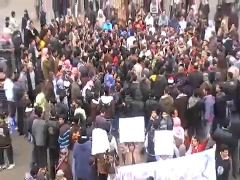 فري برس حوران مدينة بصرالحرير مظاهرة في جمعة التدويل مطلبنا تطالب بإعدام الرئيس 6 1 2012