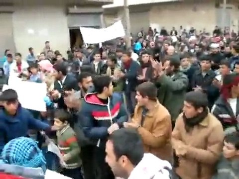 فري برس ادلب كفر عروق مظاهرة في جمعة ان تنصروا الله ينصركم والتدويل مطلبنا 06 01 2012