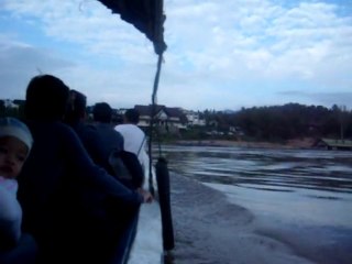 La traversee du Mekong de  Huay Xay a Chiang Khon  le 12.1.12