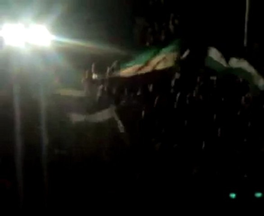 فري برس   حماة حي القصور 8 1 2012 ج2