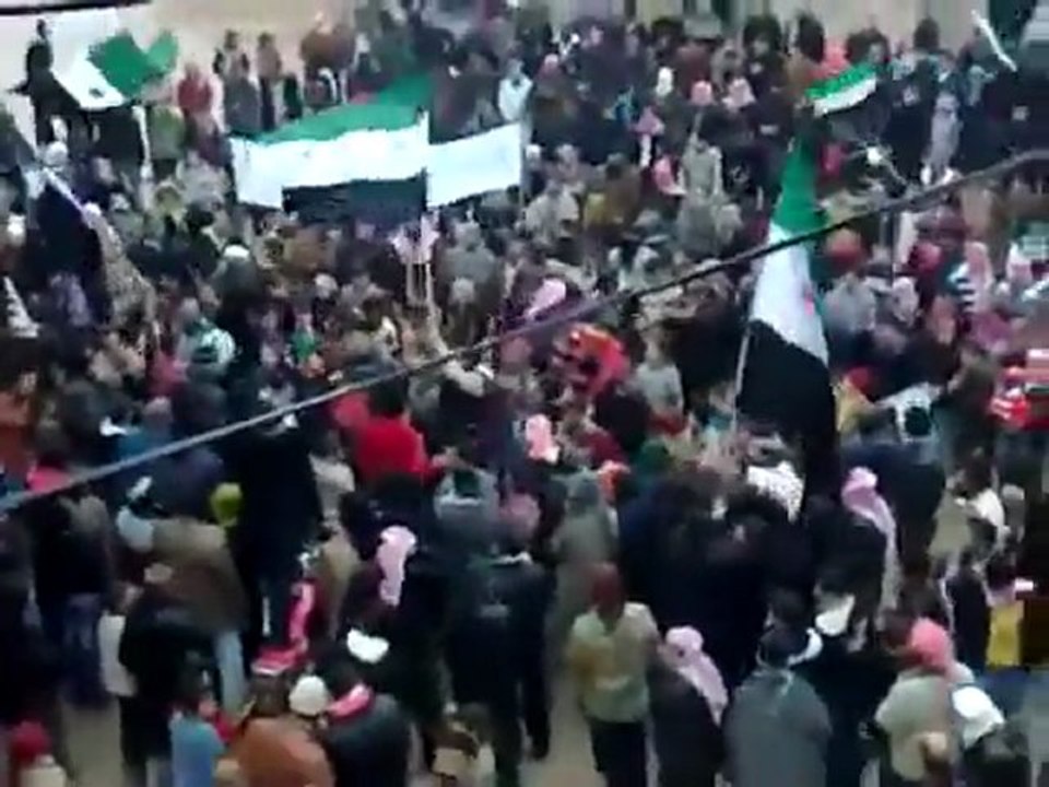 فري برس   مظاهرة حاشدة في جبل الزاوية تطالب باسقاط النظام 8 1 2012