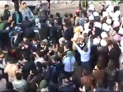 فري برس غوطة دمشق سقبا مظاهرة طلابية لأحرار 9 1 2012