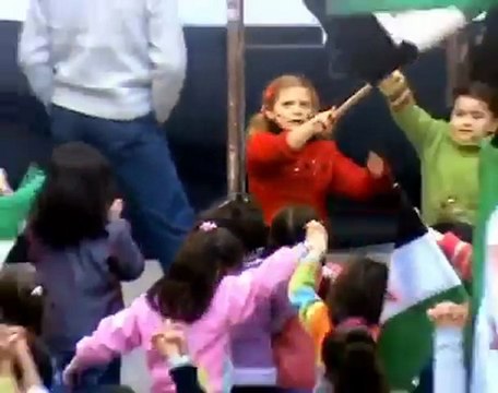 فري برس مظاهرة حرائر باب الدريب ردا على خطاب المعتوه 10 1 2012