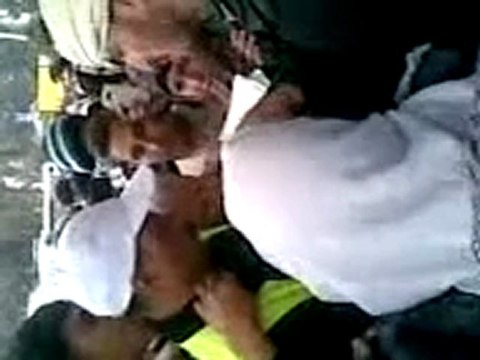 فري برس ادلب جسرالشغور لقاء الاهالي مع لجنة المراقبين 10 1 2012