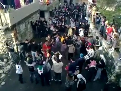 فري برس اللاذقية الحفة بابنا والجنكيل مظاهرة ردا على الخطاب 10 1 2012 ج4