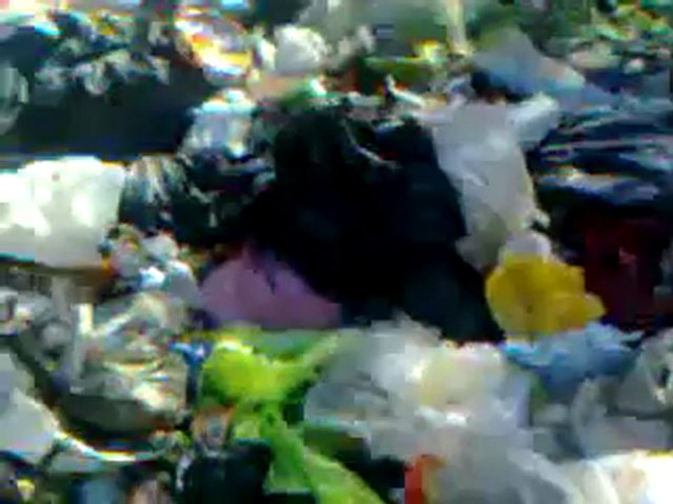 فري برس   خطاب بشار الأسد مباشر في كرم الزيتون حمص 10 1 2012 ج1