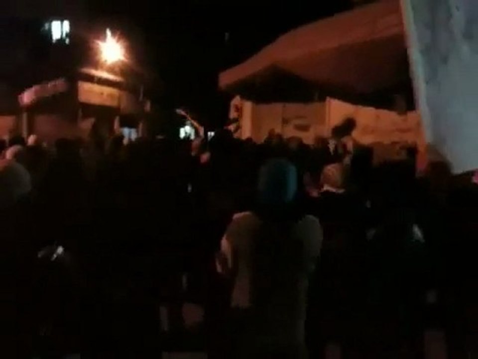 فري برس   مظاهرة مسائية دمشق جوبر 10 1 2012 ج1