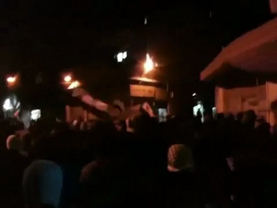 فري برس   مظاهرة مسائية دمشق جوبر 10 1 2012 ج2