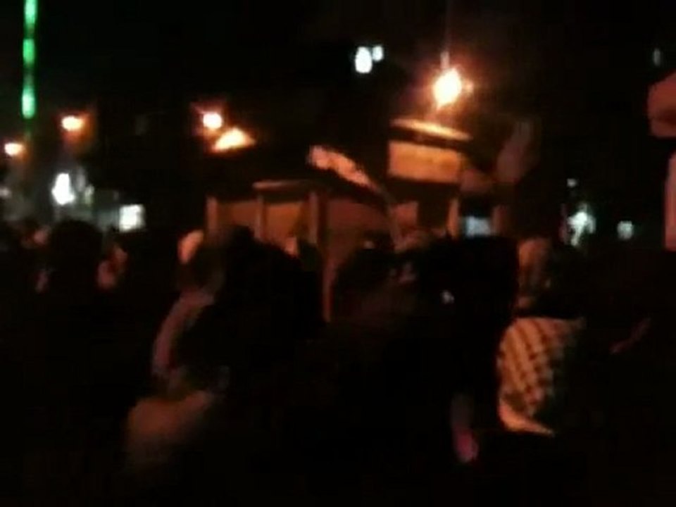 فري برس   مظاهرة مسائية دمشق جوبر 10 1 2012 ج4