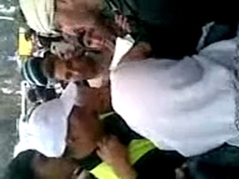 فري برس ادلب جسرالشغور لقاء الاهالي مع لجنة المراقبين 10 1 2012