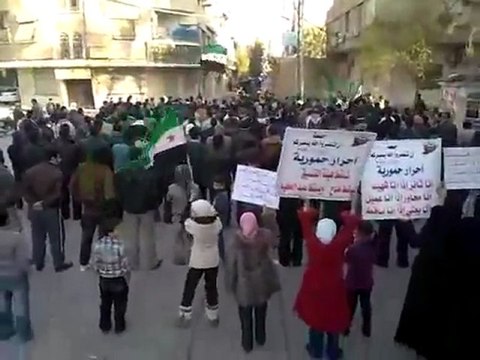 فري برس ريف دمشق حمورية جمعة أسرى الحرية مظاهرة حاشدة ردا على الخطاب الرابع لبشار السفاح 10 1 2012 ج2