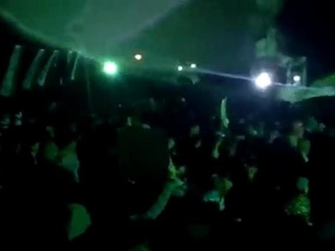 فري برس مسائية دمشق حي برزة ياجامعة صمتكم يقتلنا 11 1 2012